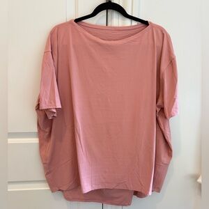 Lululemon Back in Action Short Sleeve T-Shirt *Nulu Size 16 Pink Puff